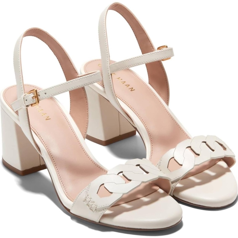✨Single band sandal with laser cut chain detail✨